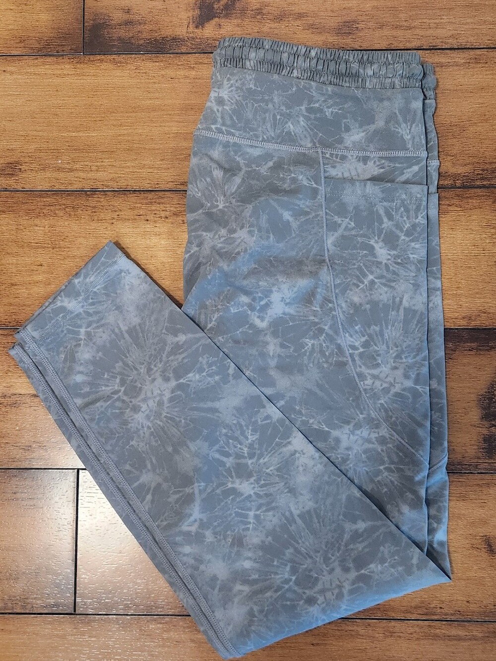Zyia sage Hendrix tie dye leggings
